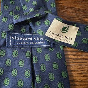 Vineyard Vines Custom Collection - Chapel Hill Country Club Tie